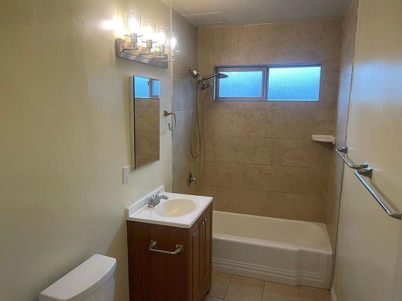 5th image of 4815 Persimmon Ave APT 21