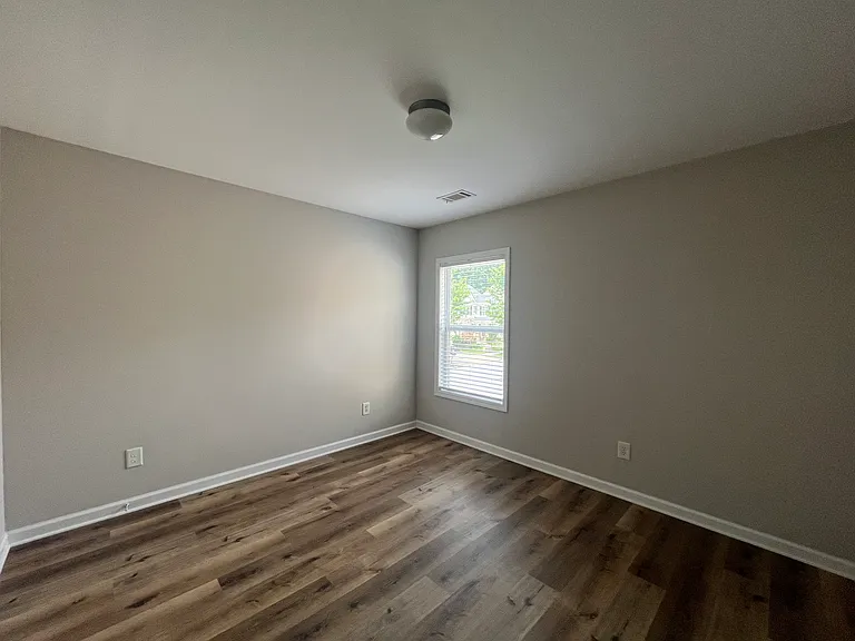 2501 Southhaven Ln — Photo 37