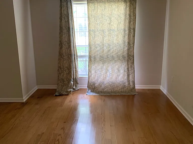 755 Burgin Ave — Photo 8