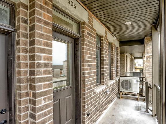 4th image of 333 Gosling Gdns Unit 306