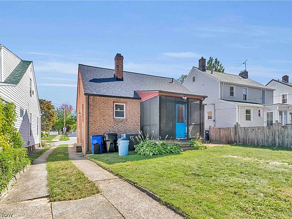 4th image of 3396 W 151st St