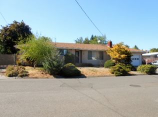 320 W Center St, Roseburg, OR 97471