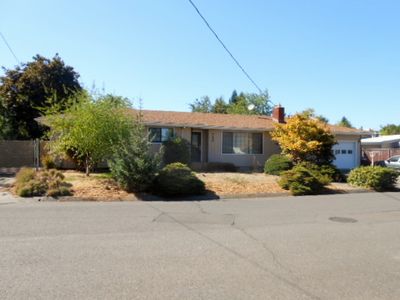 320 W Center St, Roseburg, OR, 97471