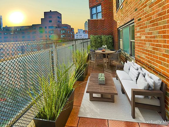 3rd image of 201 E 77th St APT 16A