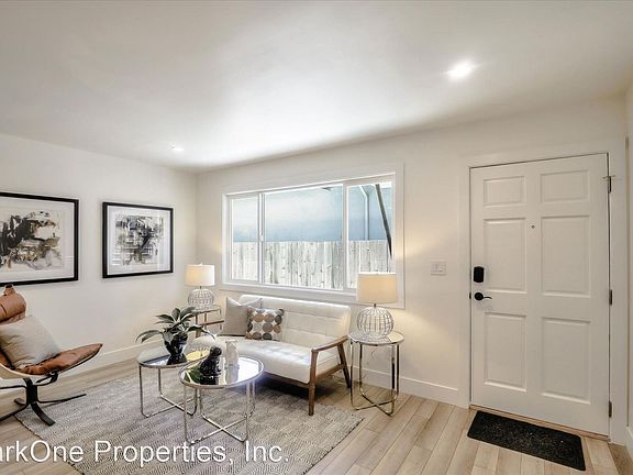 3rd image of 835 Cornell Ave APT A