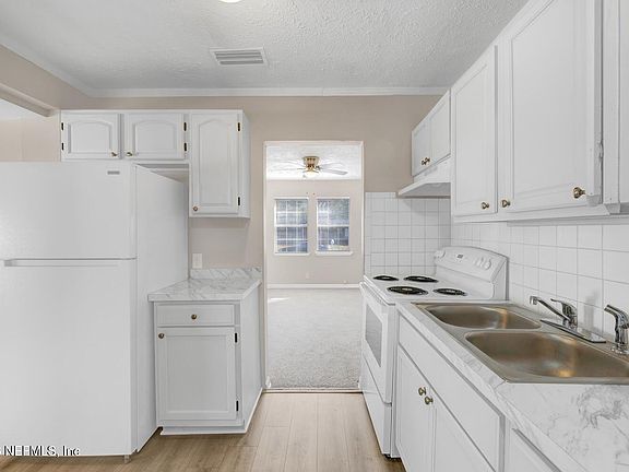 4th image of 2971 W 16TH Street