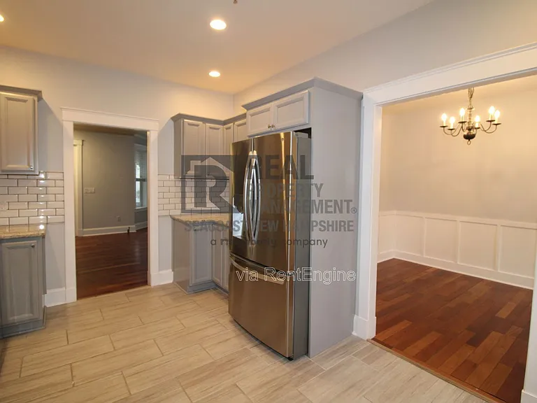 586 Central Ave — Photo 3