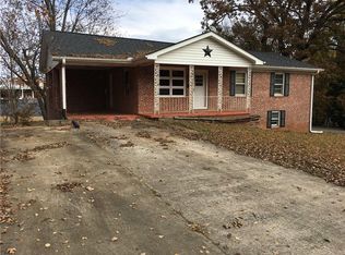 207 Augusta St, Westminster, SC 29693