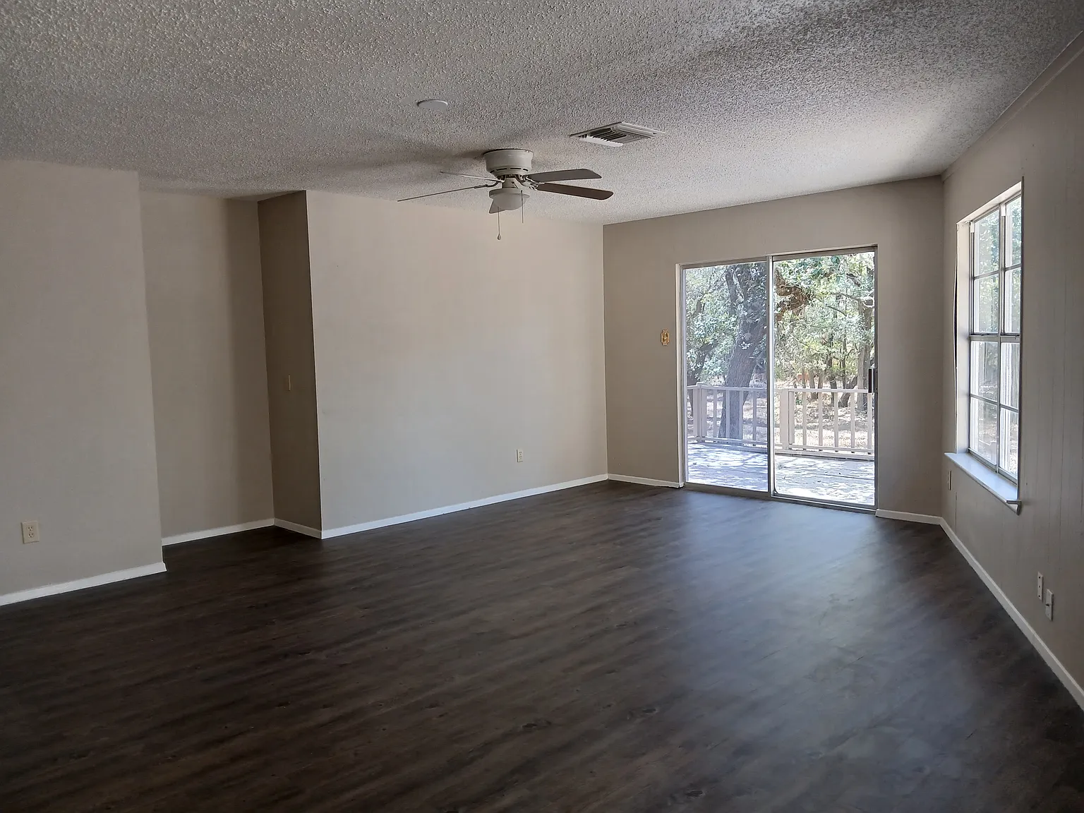 2 bed, 1200 sqft, $1,500 — Photo 1