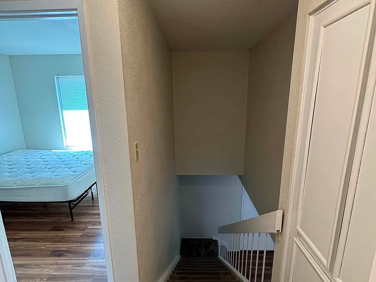 10628 Queen Jessica Ln — Photo 32