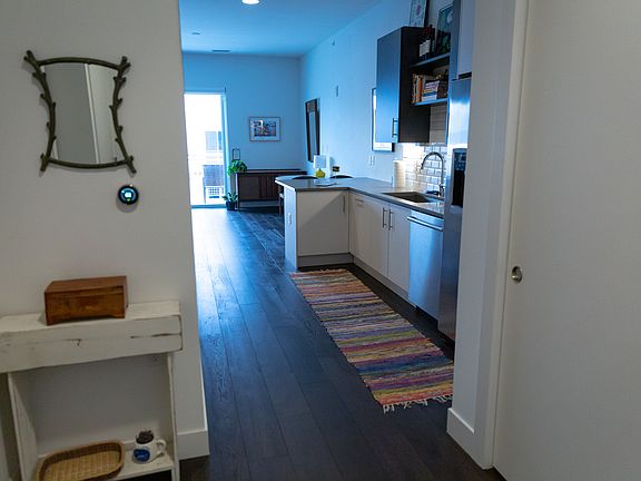 2nd image of 2525 Arapahoe St APT 311