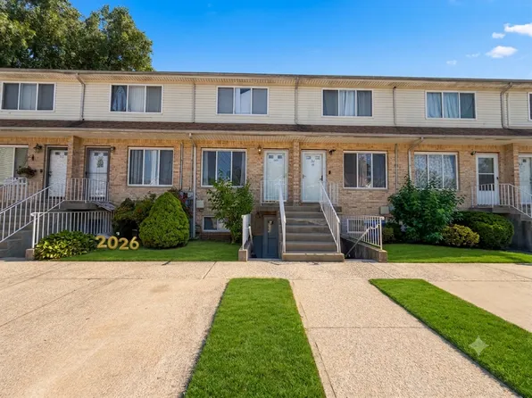 359 Union Ave #1, Staten Island, NY 10303