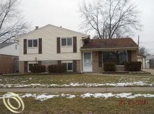 33812 Yuma St, Westland, MI 48185