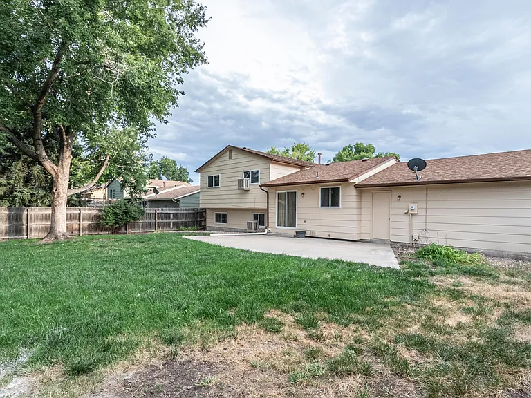9340 Carr St — Photo 3