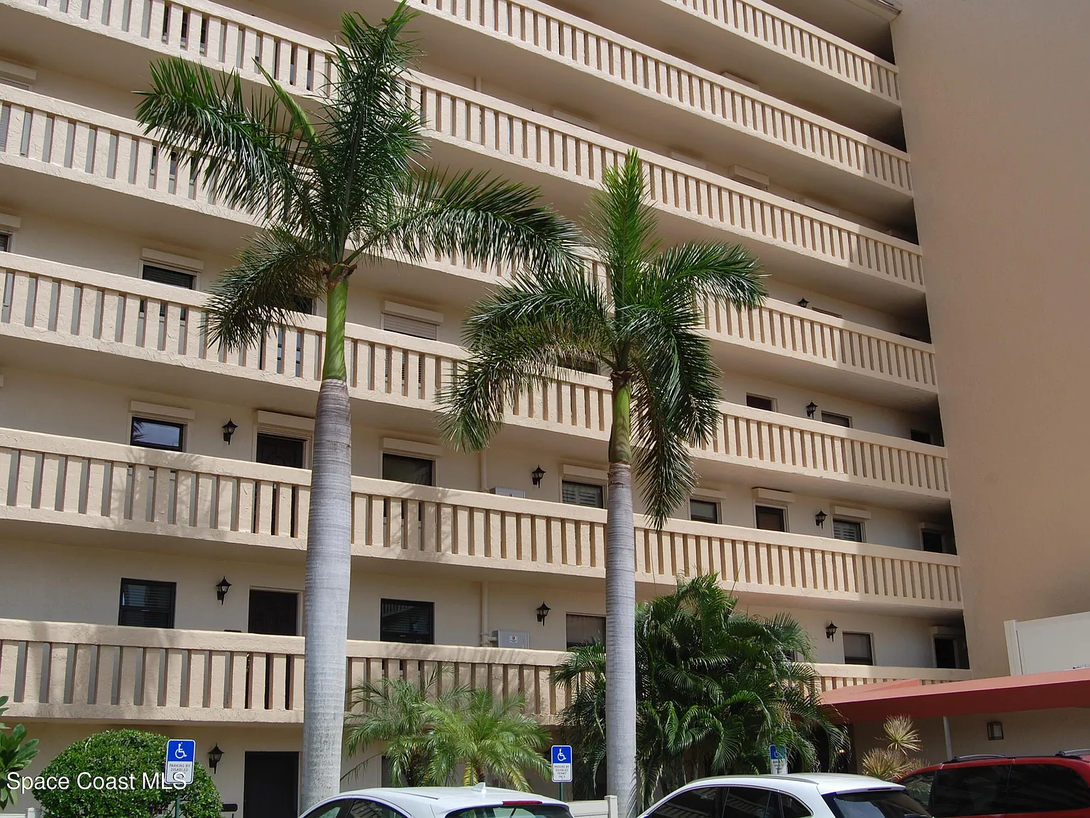 2 bed, 2.0 bath, 1256 sqft, $3,000 — Photo 2