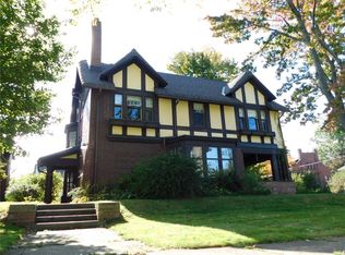 561 W 6th St, Erie, PA 16507