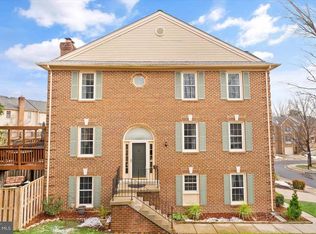 5982 Norham Dr, Alexandria, VA 22315