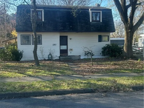 250 Schuyler Ave, Elmira, NY 14904