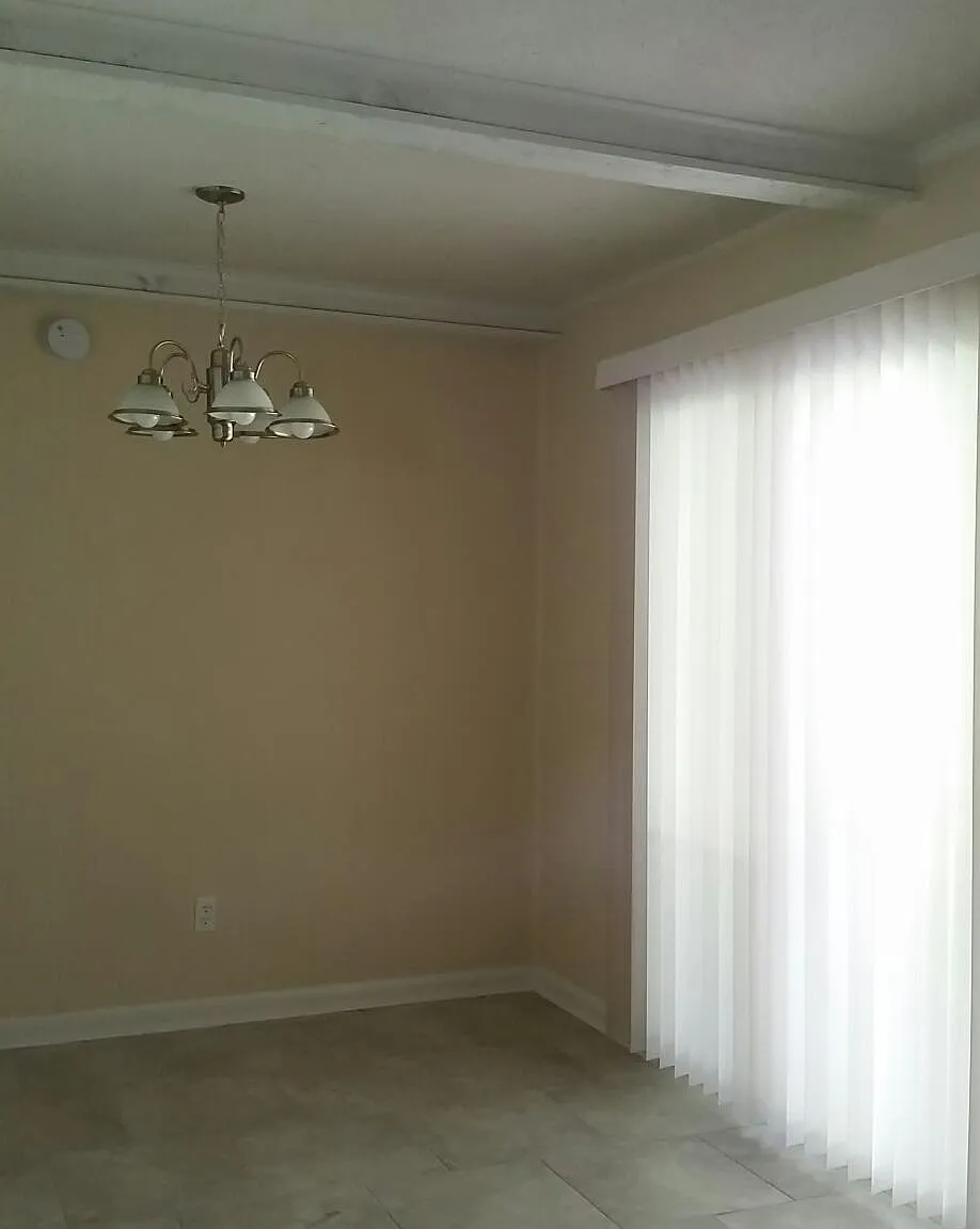 3 bed, 1.5 bath, 1072 sqft, $1,100 — Photo 3