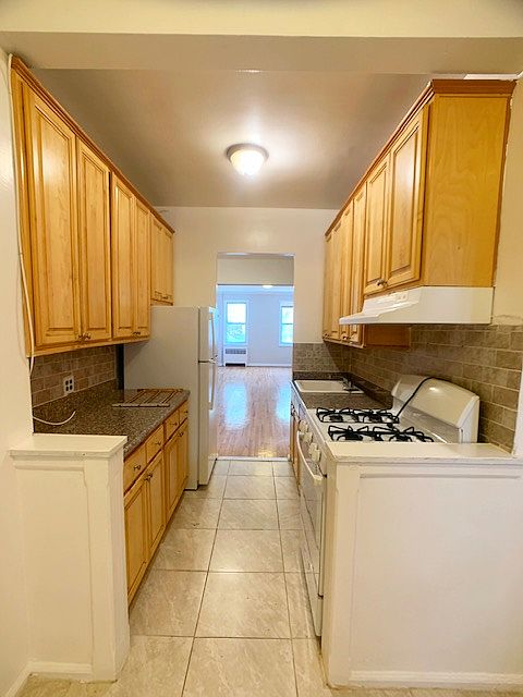 1st image of 2650 Ocean Ave #1