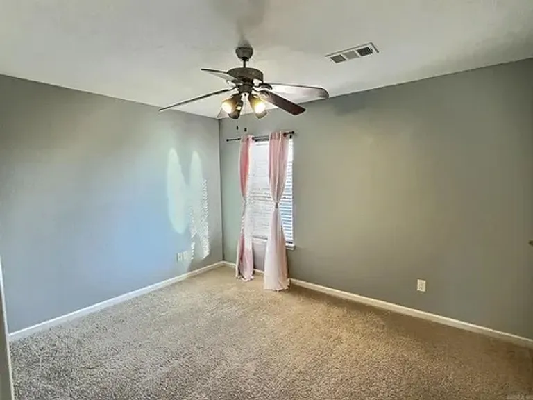 12 Daytona Dr — Photo 21