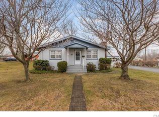 18 Windy Hill Rd, Milford, CT 06461