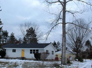 5948 Oak Ave, Newaygo, MI 49337