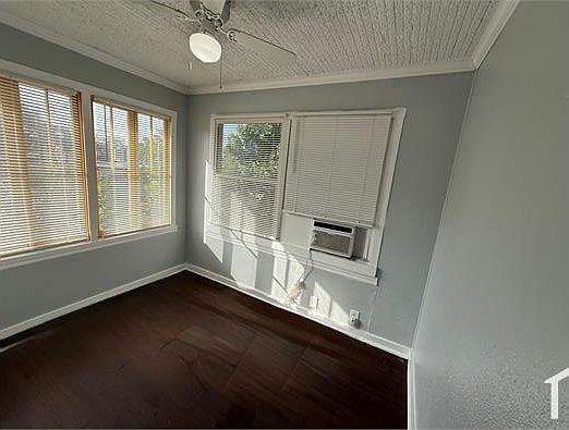 5th image of 1363 1/2 15th St S