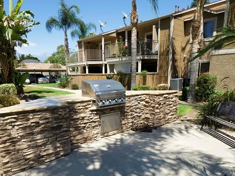 920 S Palmetto Ave #2 — Photo 14