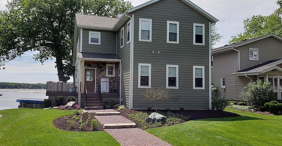 2nd image of 6417 Tichigan Rd N