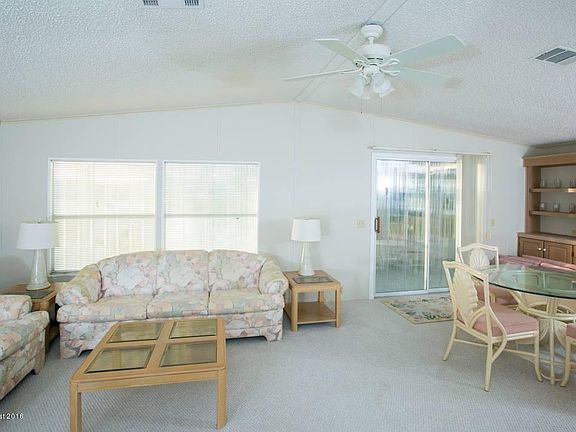 2nd image of 1064 Dracena Dr #22