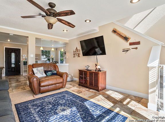 5th image of 1384 Copper Path Dr