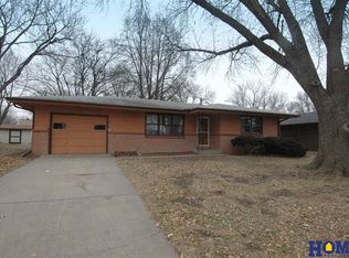 1662 Meadow Ln, Seward, NE 68434