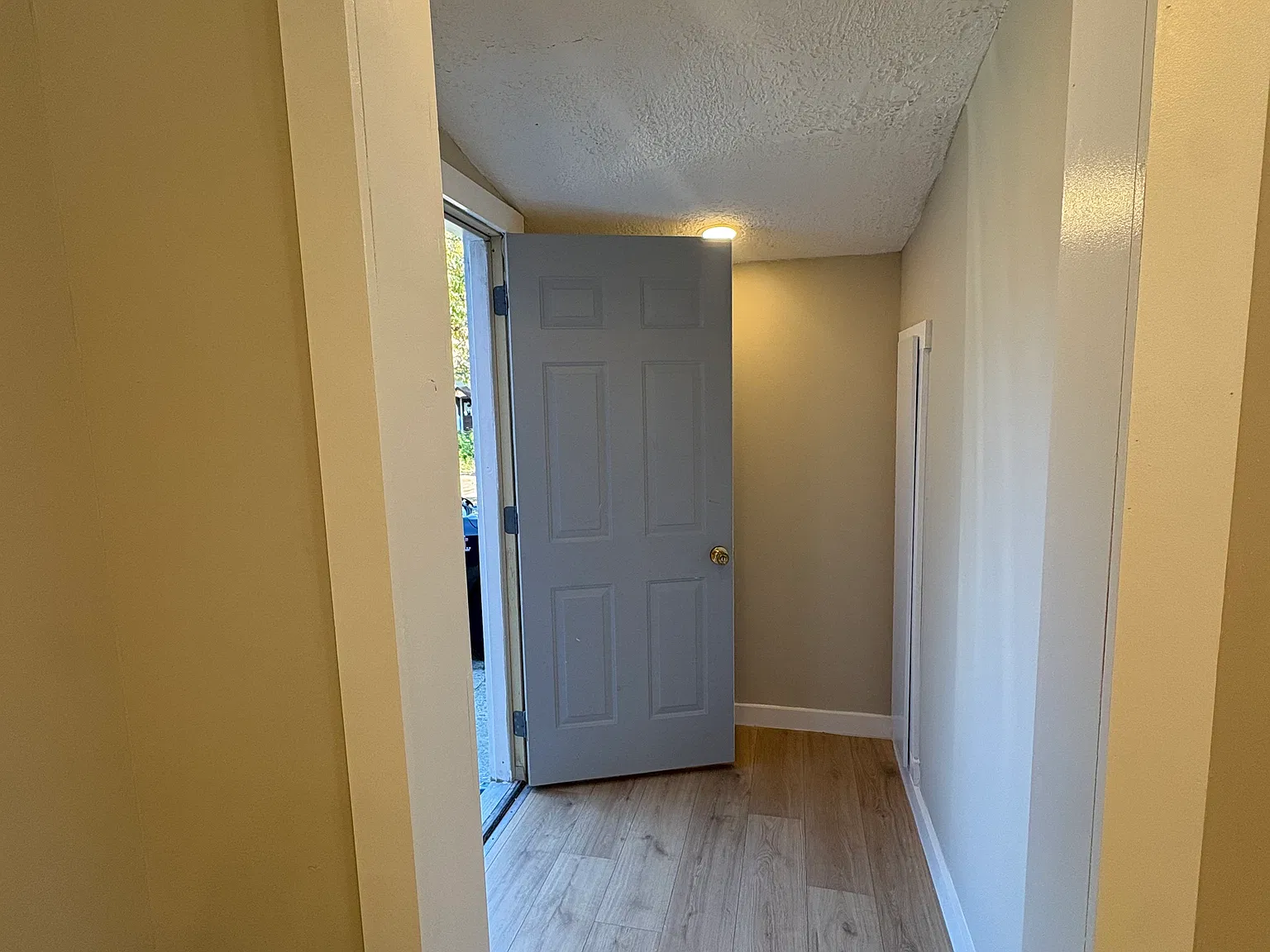3 bed, 1350 sqft, $1,385 — Photo 4