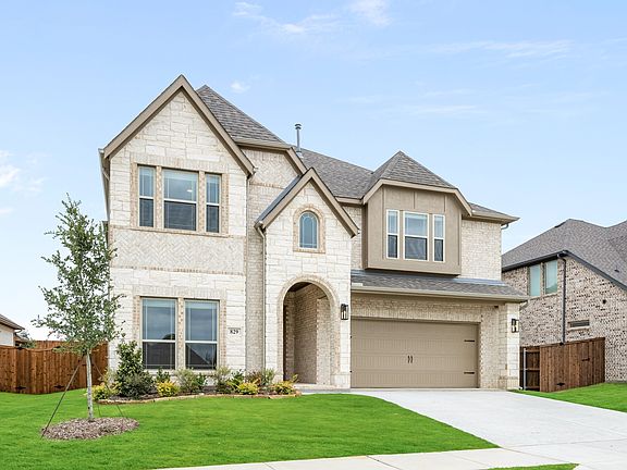 3rd image of 829 Blue Fescue Rd