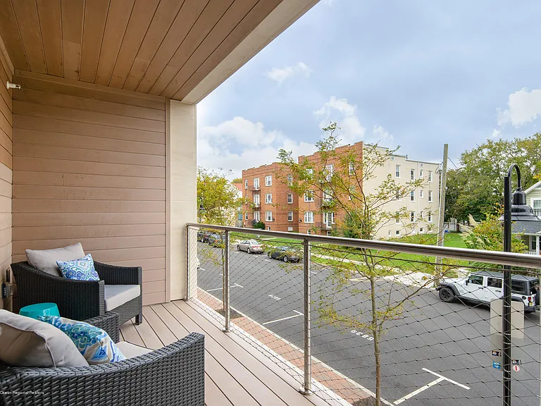 601 Heck St #207 — Photo 3