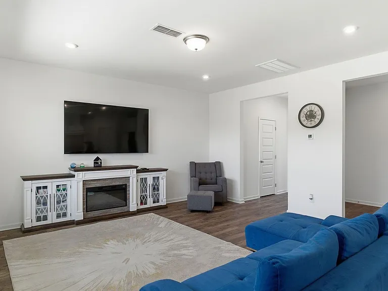 1306 Harmony Hill Ln — Photo 12