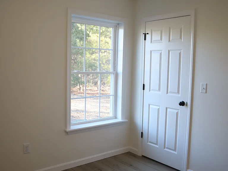 428 Turner St — Photo 9