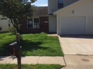1970 W Old Plank Village Dr, Columbia, MO 65203