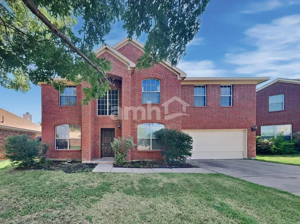 10308 Oak Branch Ln, Fort Worth, TX 76140