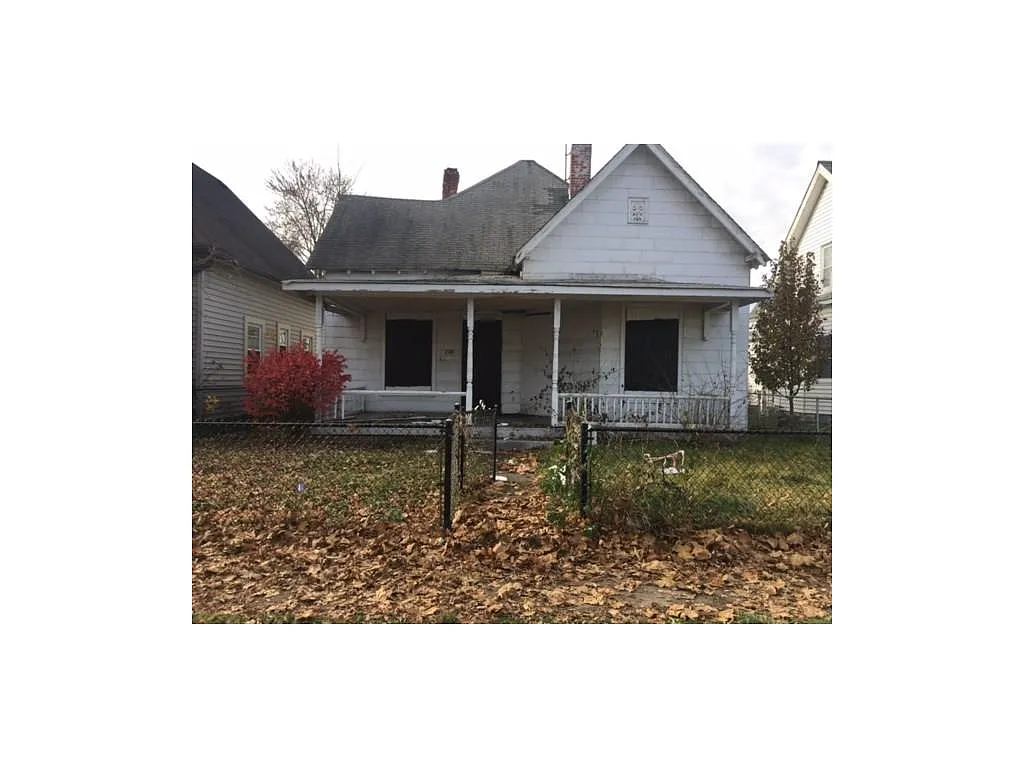 238 N Addison St photo 1