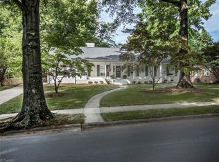 3009 Round Hill Rd, Greensboro, NC 27408