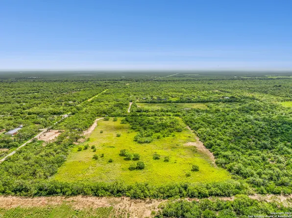 3575-3585 Multiple Lots Ave L LOT 3577, Christine, TX 78012