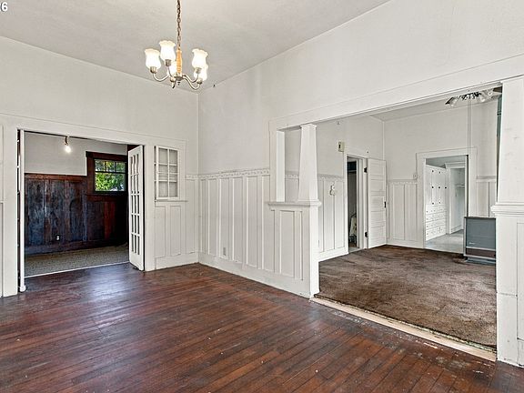 5th image of 533 D St