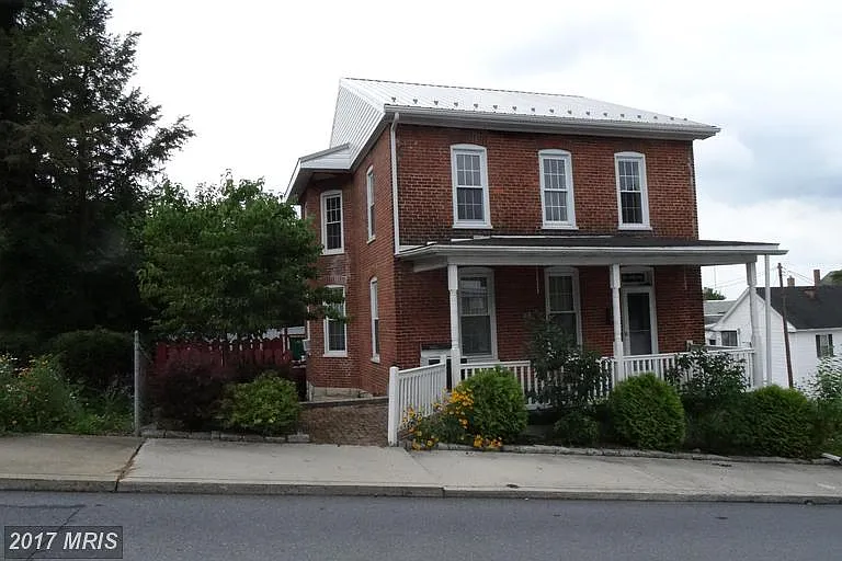 10 Mount Airy Ave photo 1