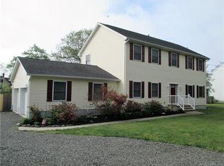 36 Memorial Dr, Barnegat, NJ 08005