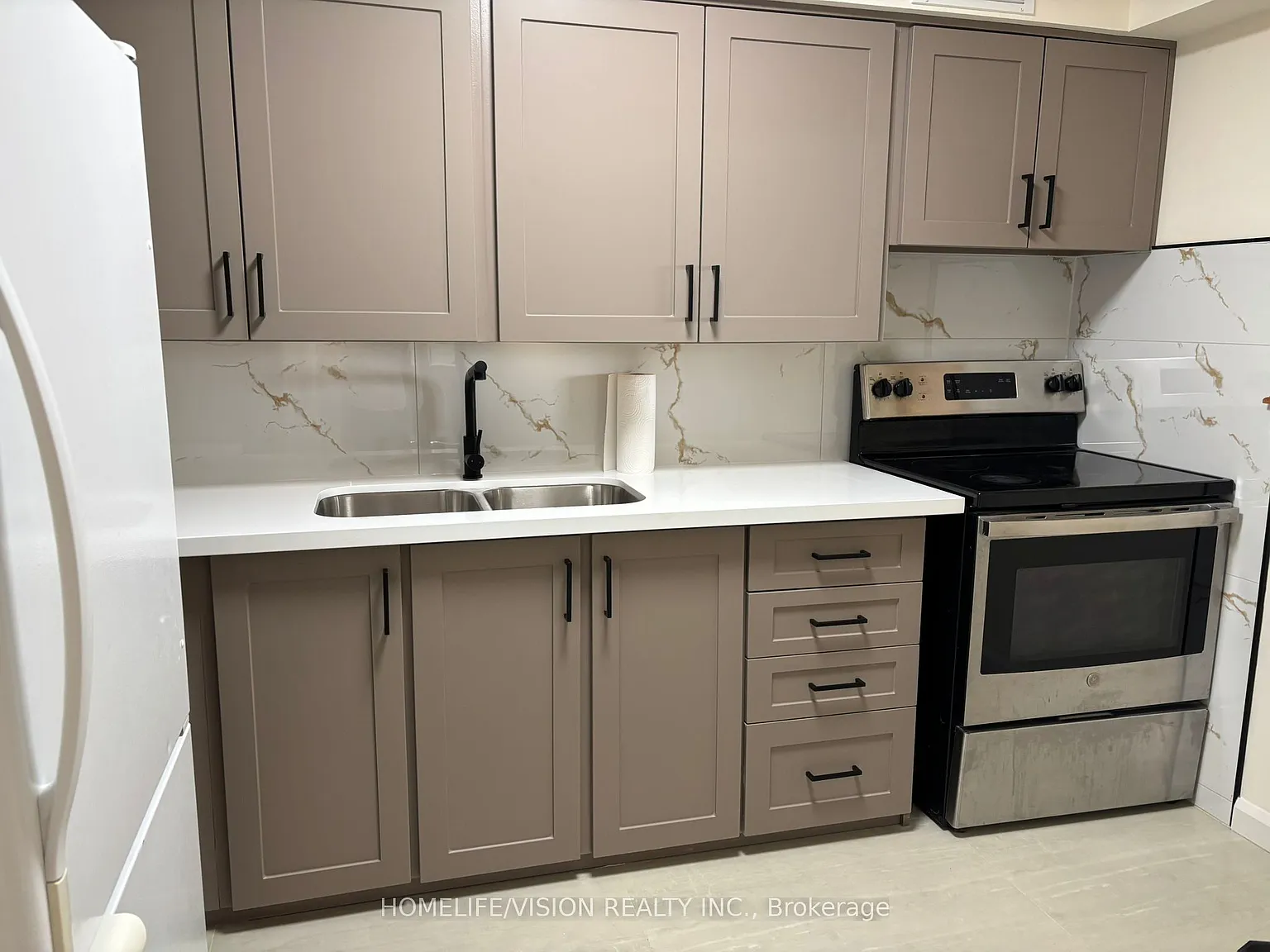 2 bed, $2,650 — Photo 4