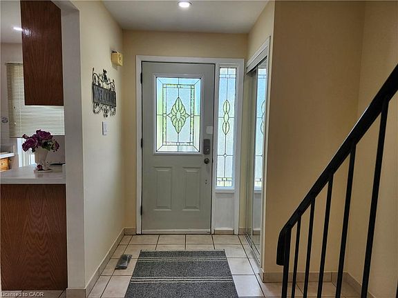 5th image of 25 Gosford Blvd #15