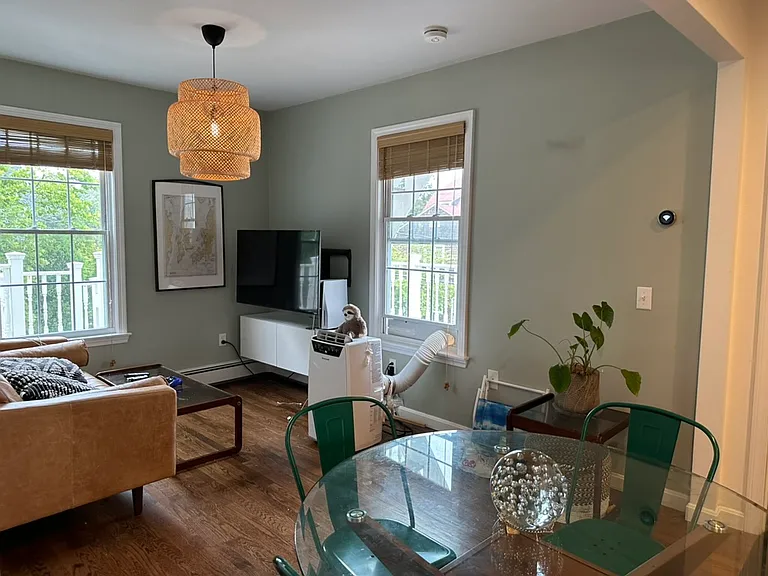 26 Cliff Ave #2 — Photo 3