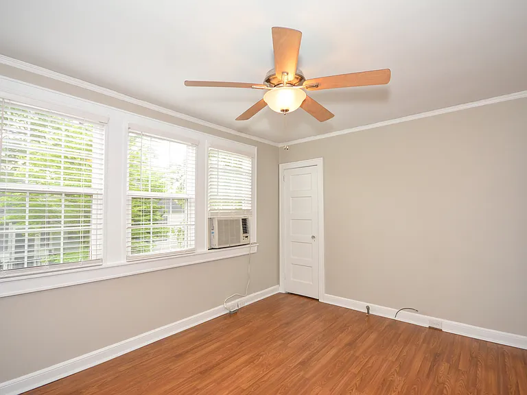 306 S Maple St — Photo 5